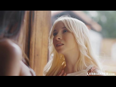 ❤️ Pige kommer hjem et par måneder senere og ender med at spise sin stedmors fisse ️❌ Hård porno at da.mrvideospornogratis.ru ️