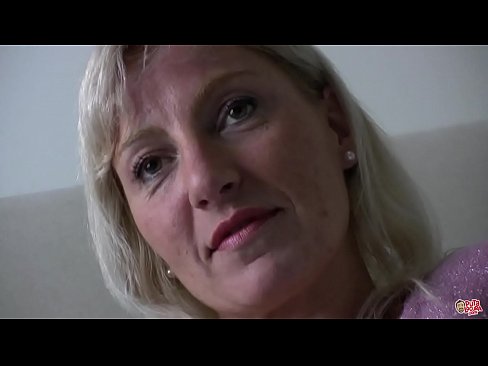 ❤️ Moderen vi alle kneppede ... Dame, opfør dig ordentligt! ️❌ Hård porno at da.mrvideospornogratis.ru ️